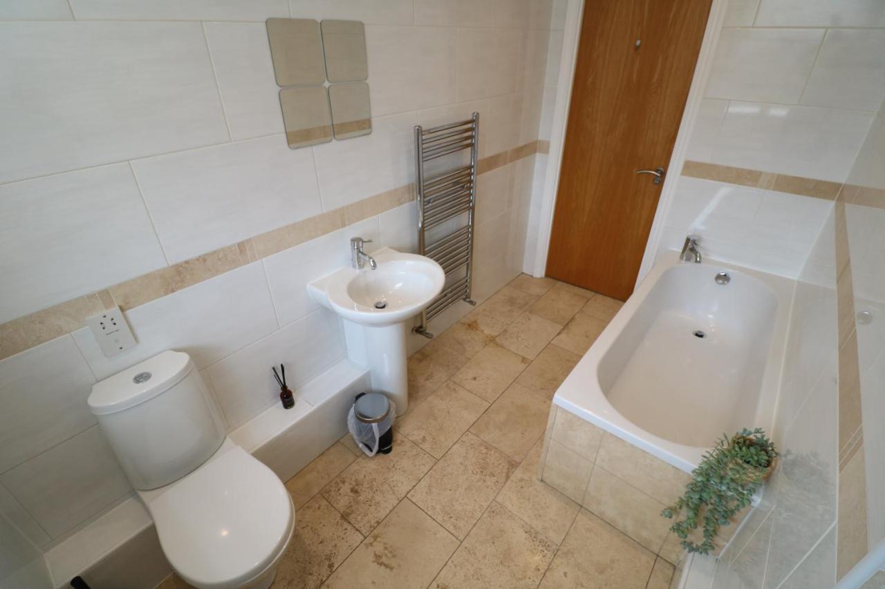Luxury Spacious 2 Bed Apartment Free Ample Parking Σάντερλαντ Εξωτερικό φωτογραφία